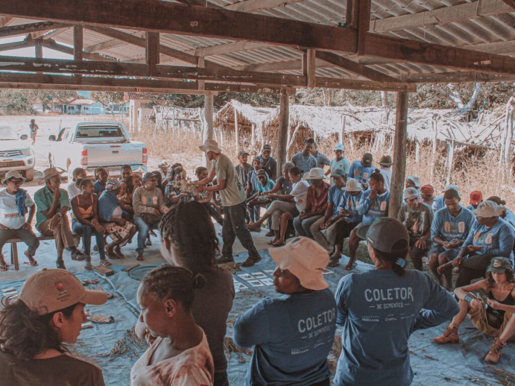 RSC promove capacitação com trocas de experiências entre RSX e coletores da Cerrado de Pé