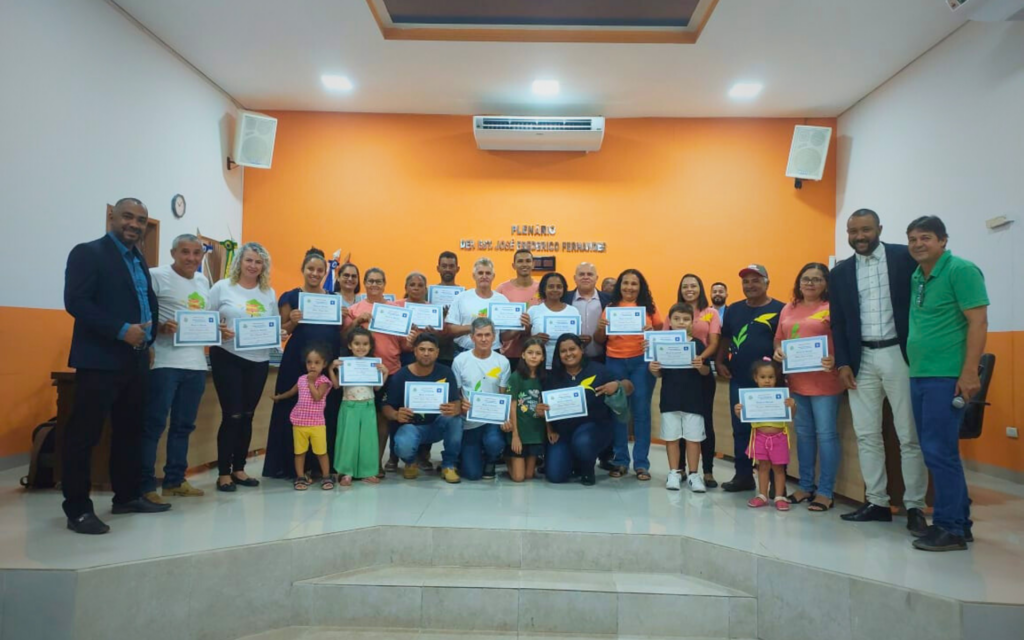 Grupo coletor de Nova Xavantina recebe moção de aplausos e nota de reconhecimento