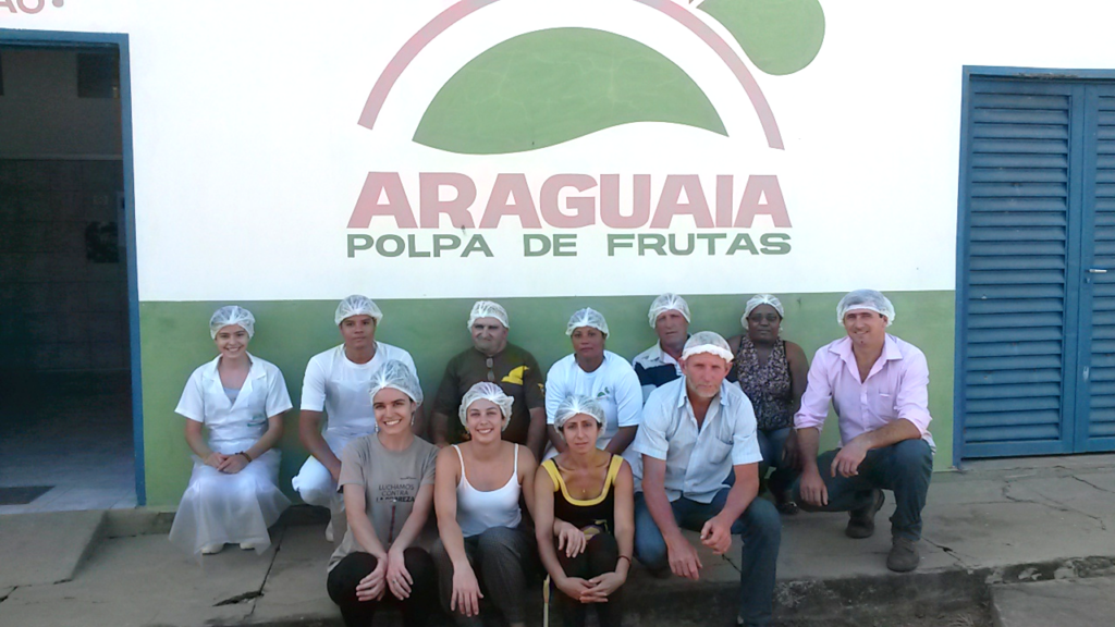 Moradores do PA Brasil Novo participam de intercâmbio na Araguaia Polpa de Frutas